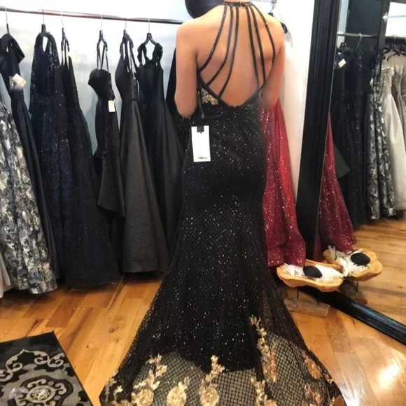 Prom Dress - Picture 2 of 4